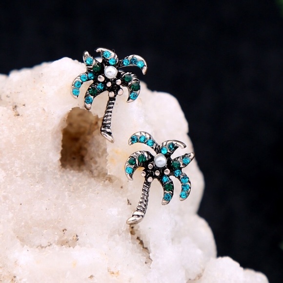 COCONUT PALM TREE PEARL RHINESTONE EARRINGS - Picture 3 of 7